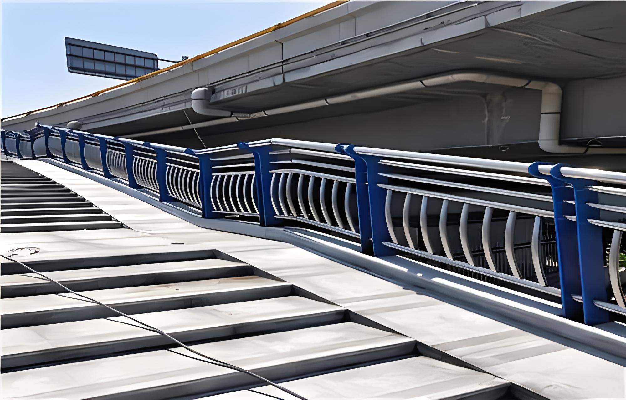 乐东不锈钢桥梁护栏维护方案：确保安全，延长使用寿命